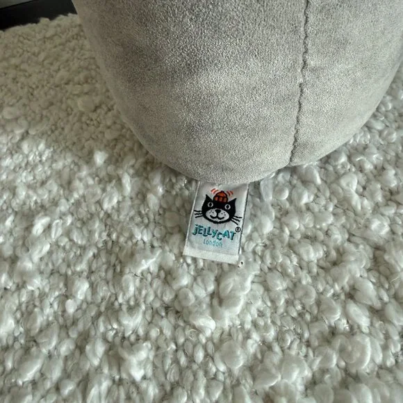 Jellycat Amuseables Aloe Vera Plush Sitting Plant - Picture 3 of 3